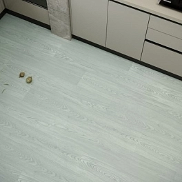 LVT плитка Art East Art Tile Fit 34кл 258 Ясень мало